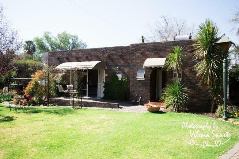 Bed & Breakfast Mistique Waters Self Catering