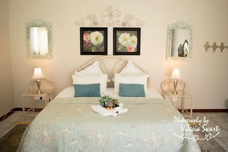 Bed & Breakfast Mistique Waters Self Catering
