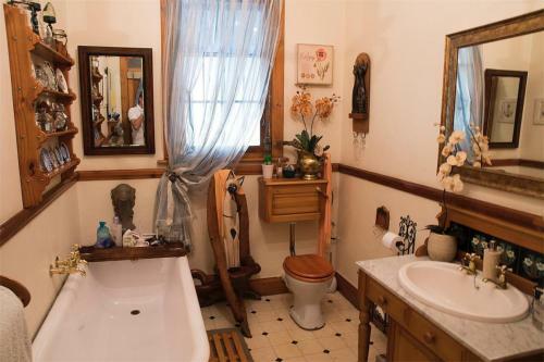 79 On Ridge Bed And Breakfast