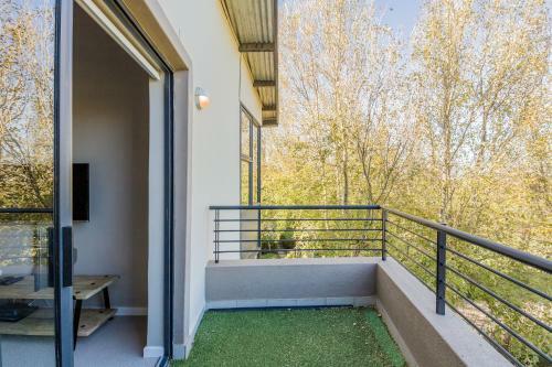 Somerset Links Business Apartment