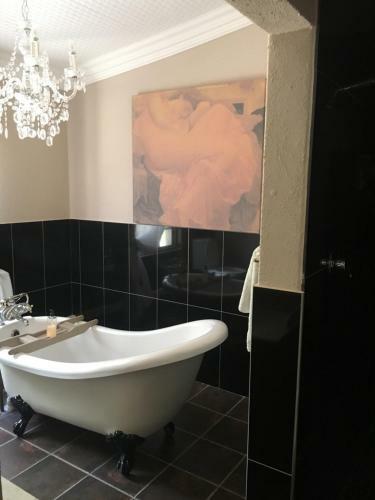 Hostal Villa Brocant Guest House