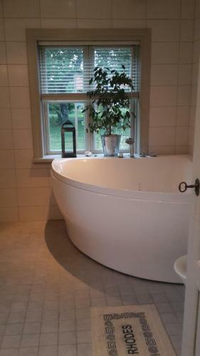Bj�rkeryd S�derg�rd Bed & Stable
