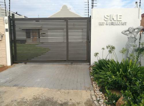 Hostal Ske Guesthouse
