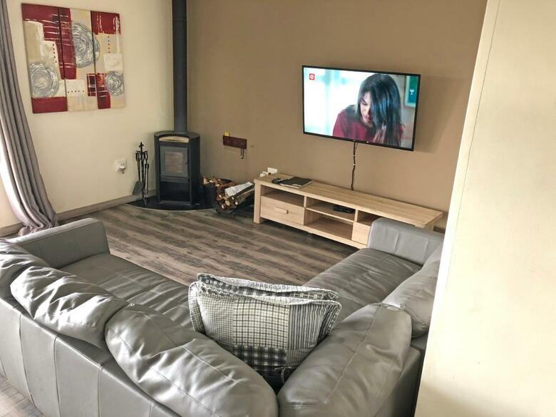 Hostal Hills And Dales Accommodation