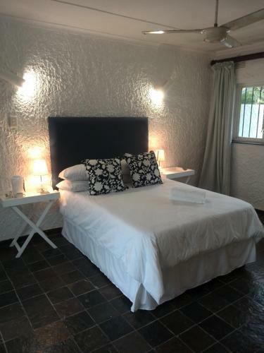 Hostal Villa Med Guest House
