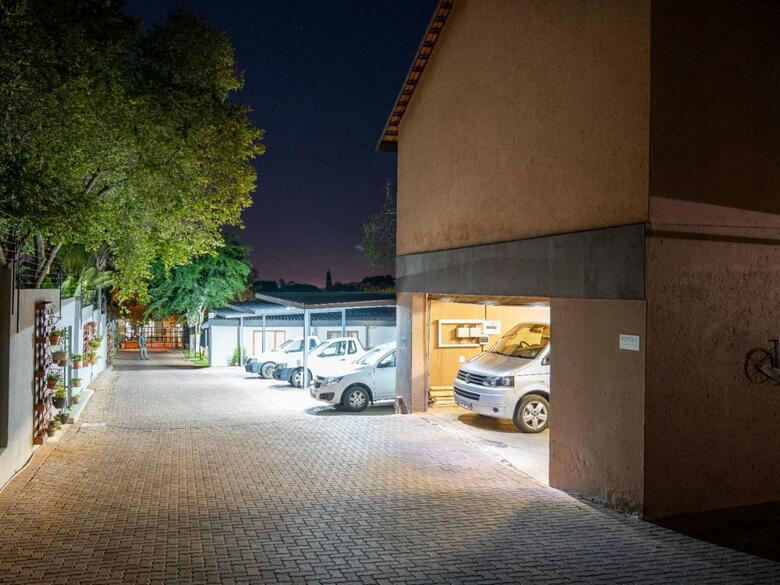 Hostal Casa Albergo Guest House