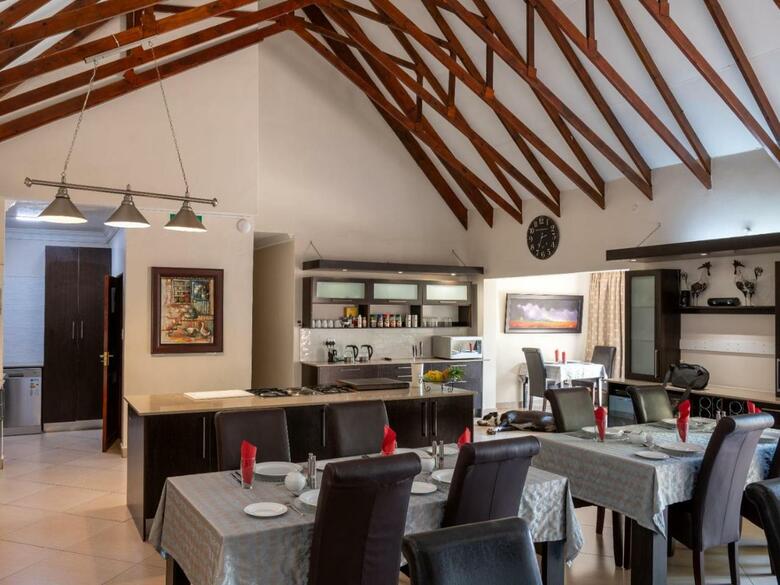 Hostal Casa Albergo Guest House