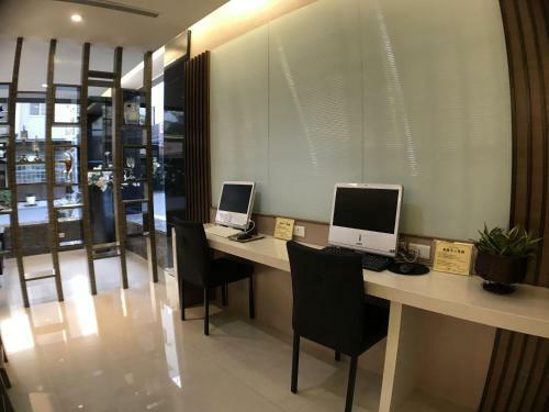 Paris Business Hotel