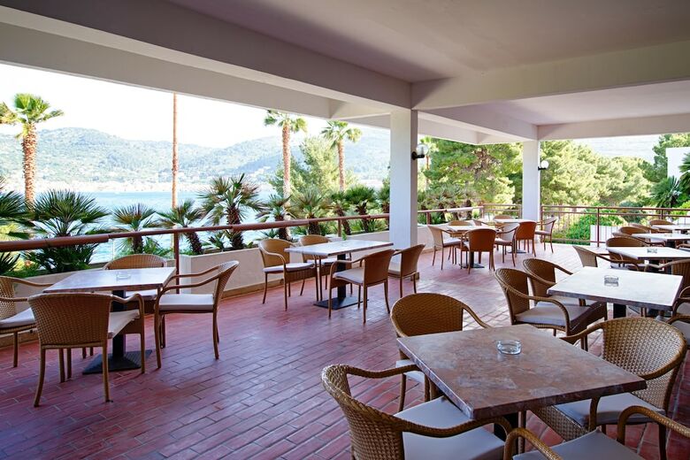 Hotel Issa