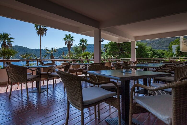 Hotel Issa