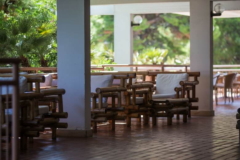 Hotel Issa