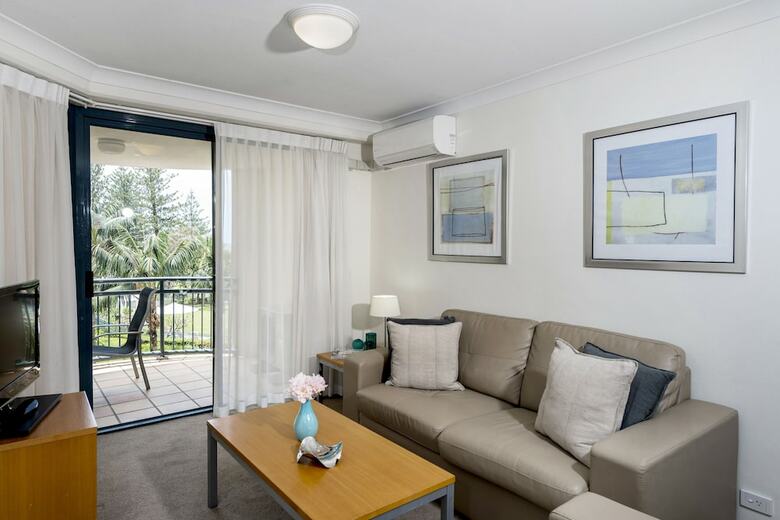 Hotel Oaks Calypso Plaza Resort