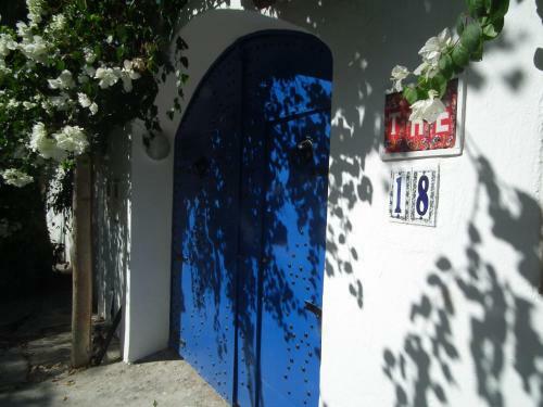 Hostal La Marsa Guest House