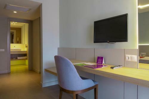 Hotel Queen's Park Le Jardin