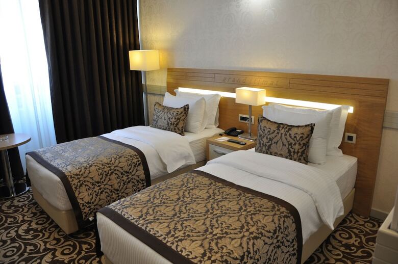 Grand ?timat Hotel