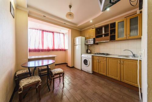 Apartment On Saksaganskogo 54/56
