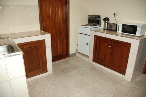 City Holiday Cover Apartments - Nsambya
