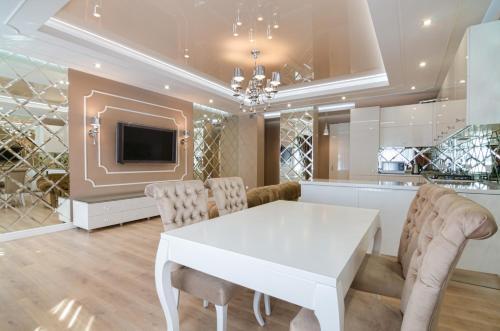 Art-deco Apartment