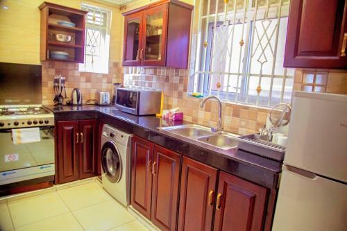 Ray Apartments Muyenga