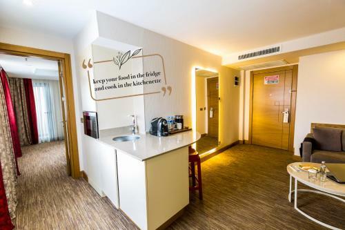 Kuhla Boutique Suite Hotel