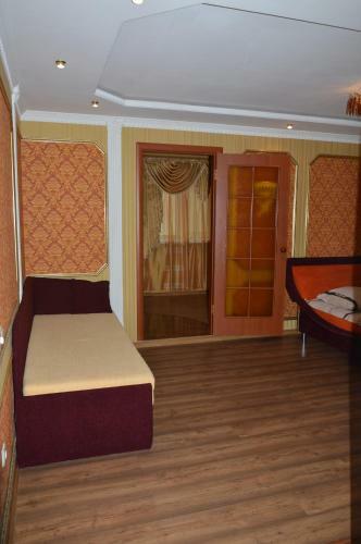 Apartment On Ushakova Street 51