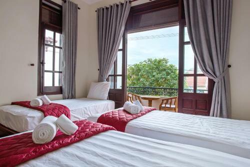 Hotel Redrose Villa