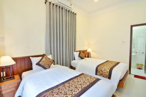 Hotel Redrose Villa