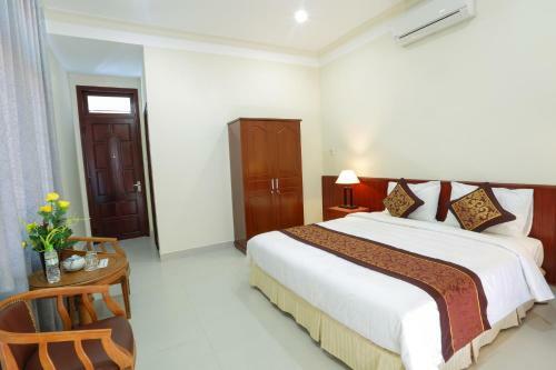 Hotel Redrose Villa