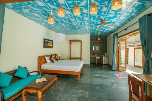 Hidden Beach Bungalow Sea View