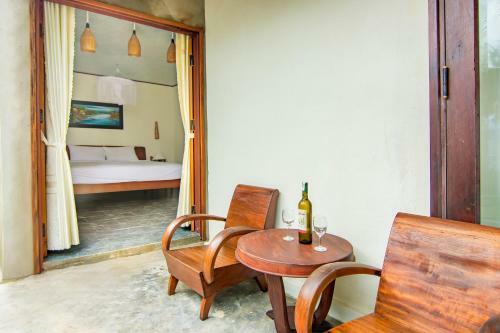 Hidden Beach Bungalow Sea View