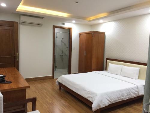 Sunny Hotel And Apartment
