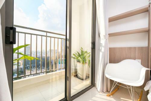 Infinity Edge Pool Apartments
