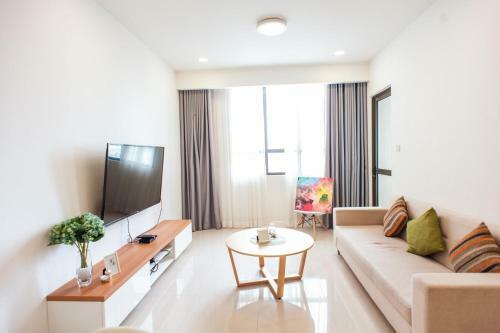 Infinity Edge Pool Apartments