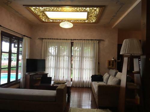White Palace Villa