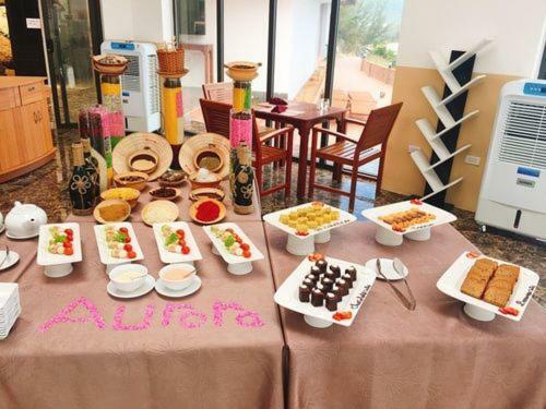 Hotel Aurora Villas And Resort