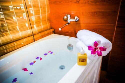Hotel Aurora Villas And Resort