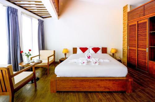 Hotel Aurora Villas And Resort