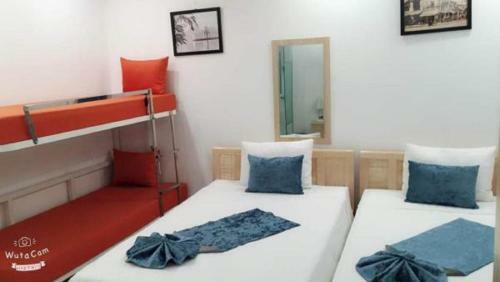 Ha Noi Holiday Center Hotel