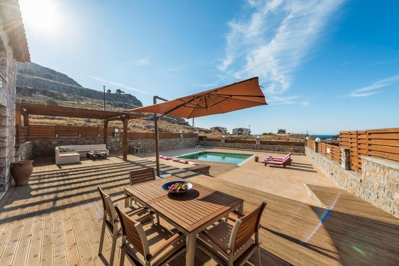 Lindos Seastone Villas