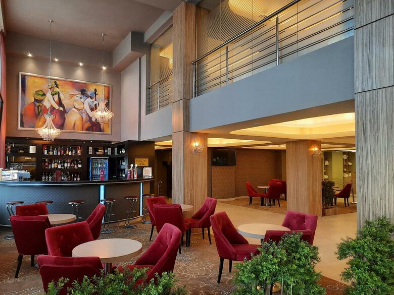 Hotel Rin Airport 4 Star