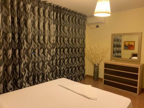 Geri Apartment