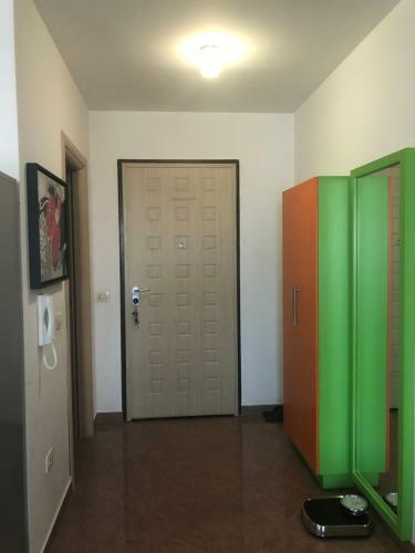 Geri Apartment