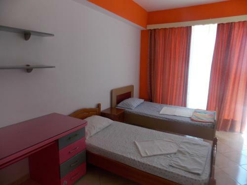 Damian Saranda Hotel