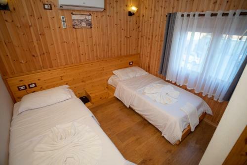 Hotel Shpija E Gjyshit
