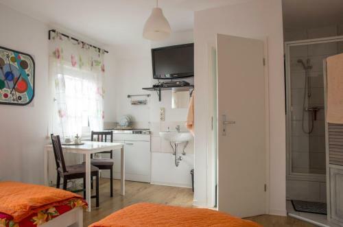 Tasca Im Feui Apartments