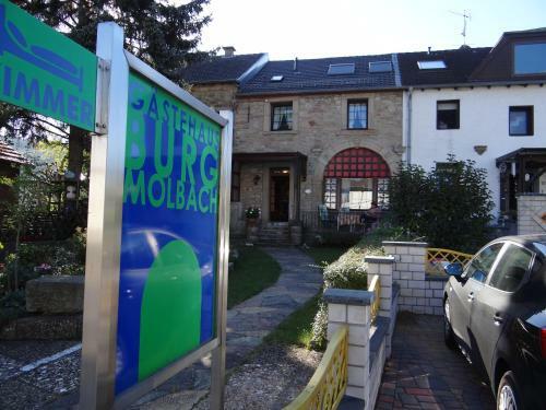 Hostal G�stehaus Burg Molbach