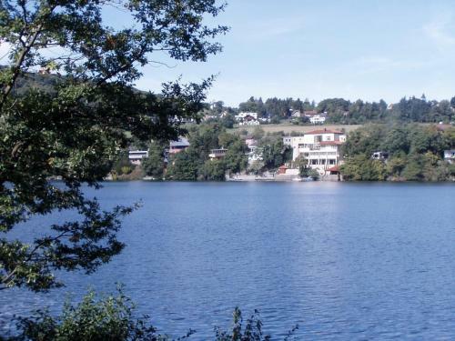 Hostal G�stehaus Burg Molbach