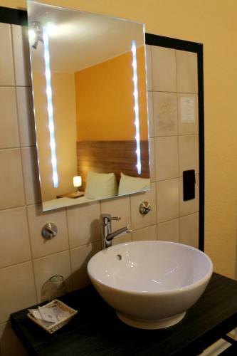 Hostal Weinstube Zur Lindenau
