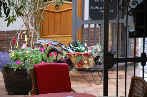 Hostal Weinstube Zur Lindenau