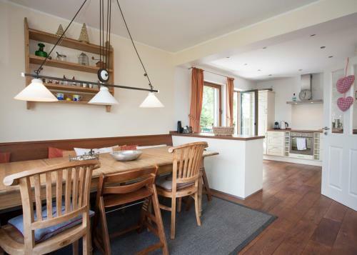 Ferienwohnung Astenweg 5